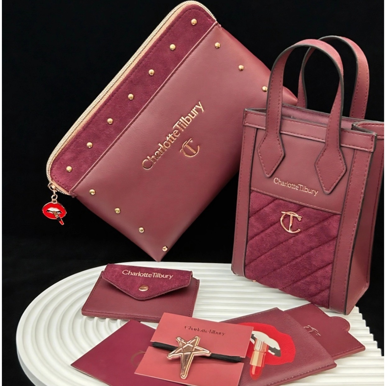 This customized beauty gift set is so exquisite!